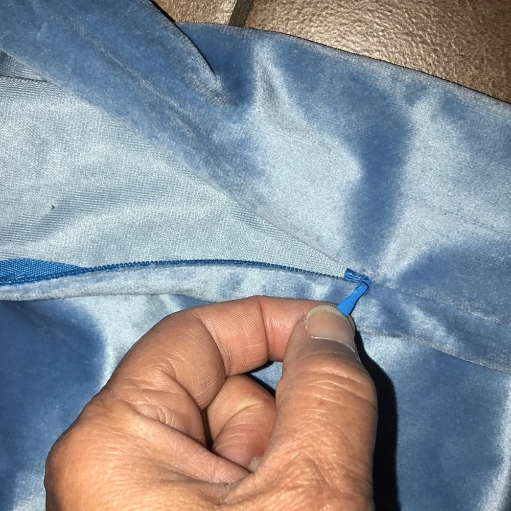 Set/2 Ice Blue Velvet Pillowcases